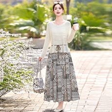 现货巨好看大方得体罩衫两件套裙装，女装套装/套裙，韩蔻秀