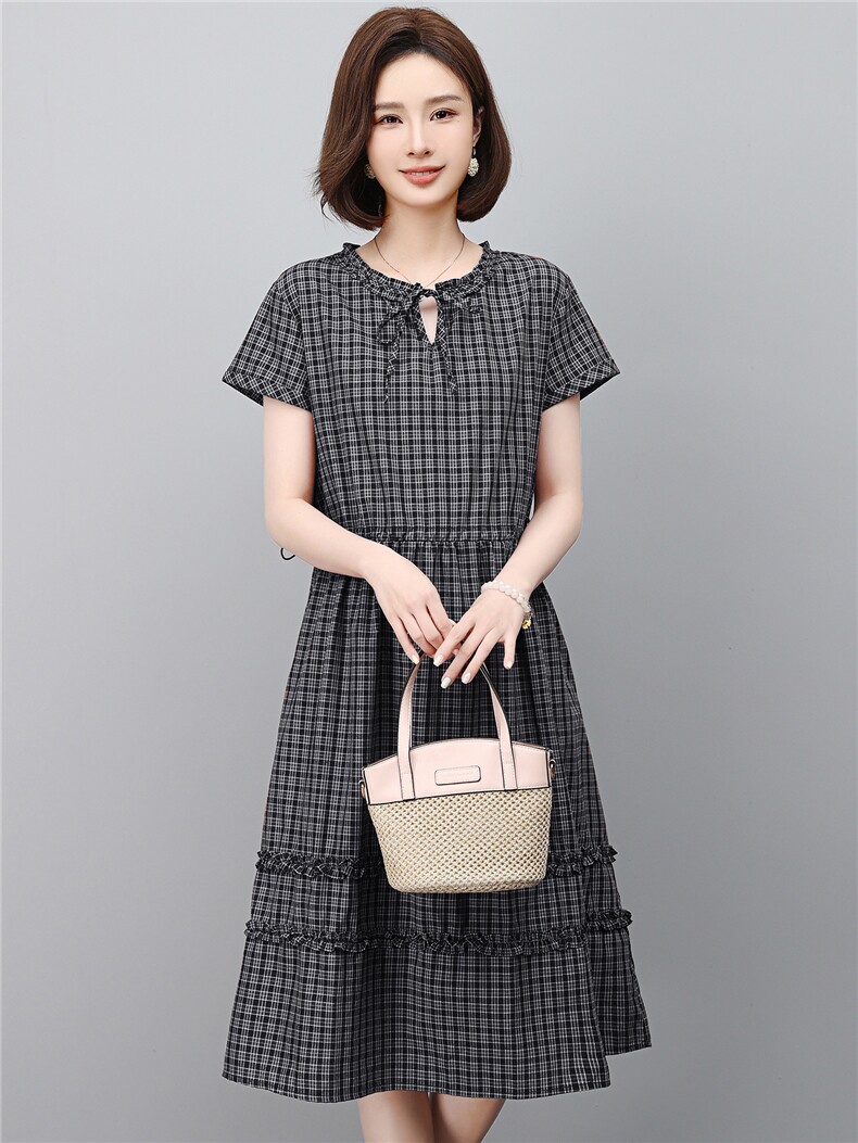 新款韩版格子宽松大码遮肉格子中长款棉麻连衣裙夏季薄款,女装连衣裙,江忆布依