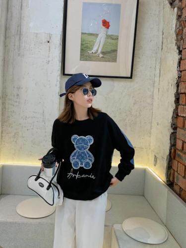 刺绣小熊牛仔拼接针织卫衣，女装卫衣/绒衫，转角爱尚