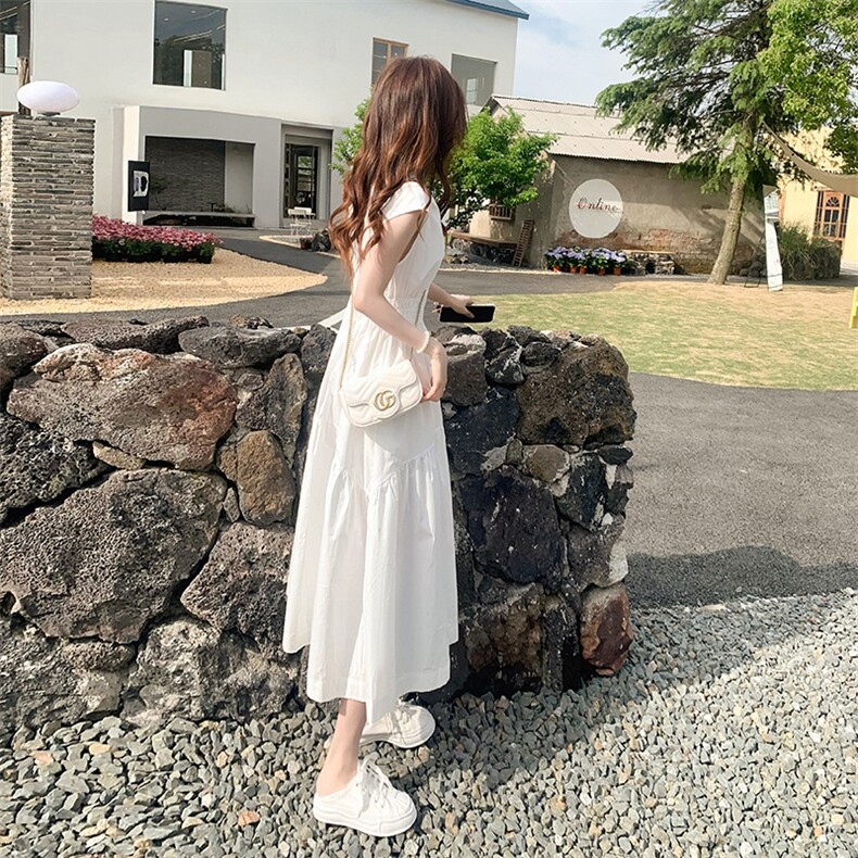 独特漂亮简单大方白色小飞袖连衣裙女夏绝美温柔气质连身掐腰长裙,女装连衣裙,2C159