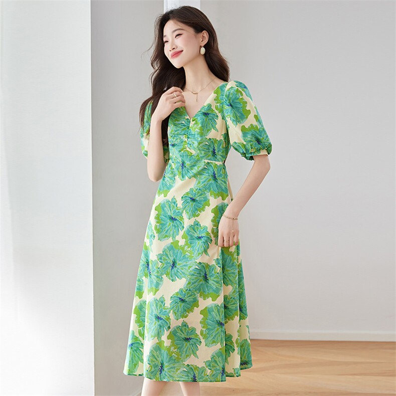 纯棉印花连衣裙女夏2025新款高级感法式v领气质甜美收腰露背长裙,女装连衣裙,美沁