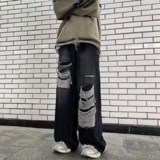 黑色