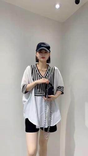 新款小衫，女装，娇姿百合