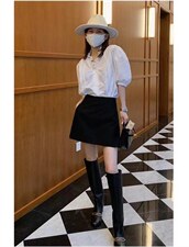 蕾丝拼接个性短袖牛仔裤，女装牛仔裤，丽本