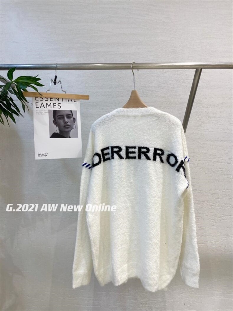 新款韩版爱心针织毛衣现货，女装针织衫/毛衣，G