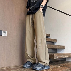 卡其色