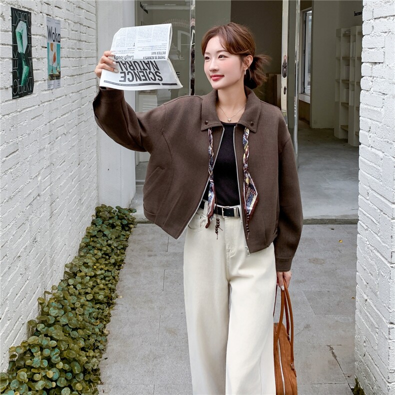 淡人穿搭轻熟风设计感翻领夹克女短款2025秋新款复古时尚休闲外套图片