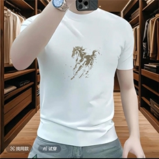 白色