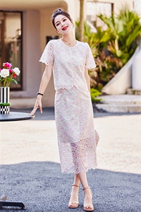 小香风刺绣蕾丝连衣裙女2025夏季新款高级感法式气质名媛两件套装图片