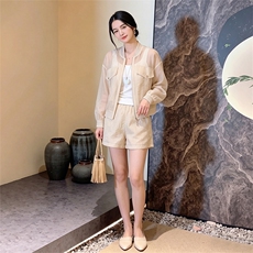米杏色上衣+米杏色短裤（套装）