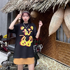 黄色