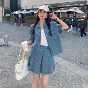 2023年夏季新款韩版休闲百搭牛仔短袖衬衫百褶裙半身裙两件套女图片