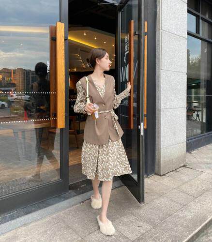 秋季碎花连衣裙，女装连衣裙，甜野