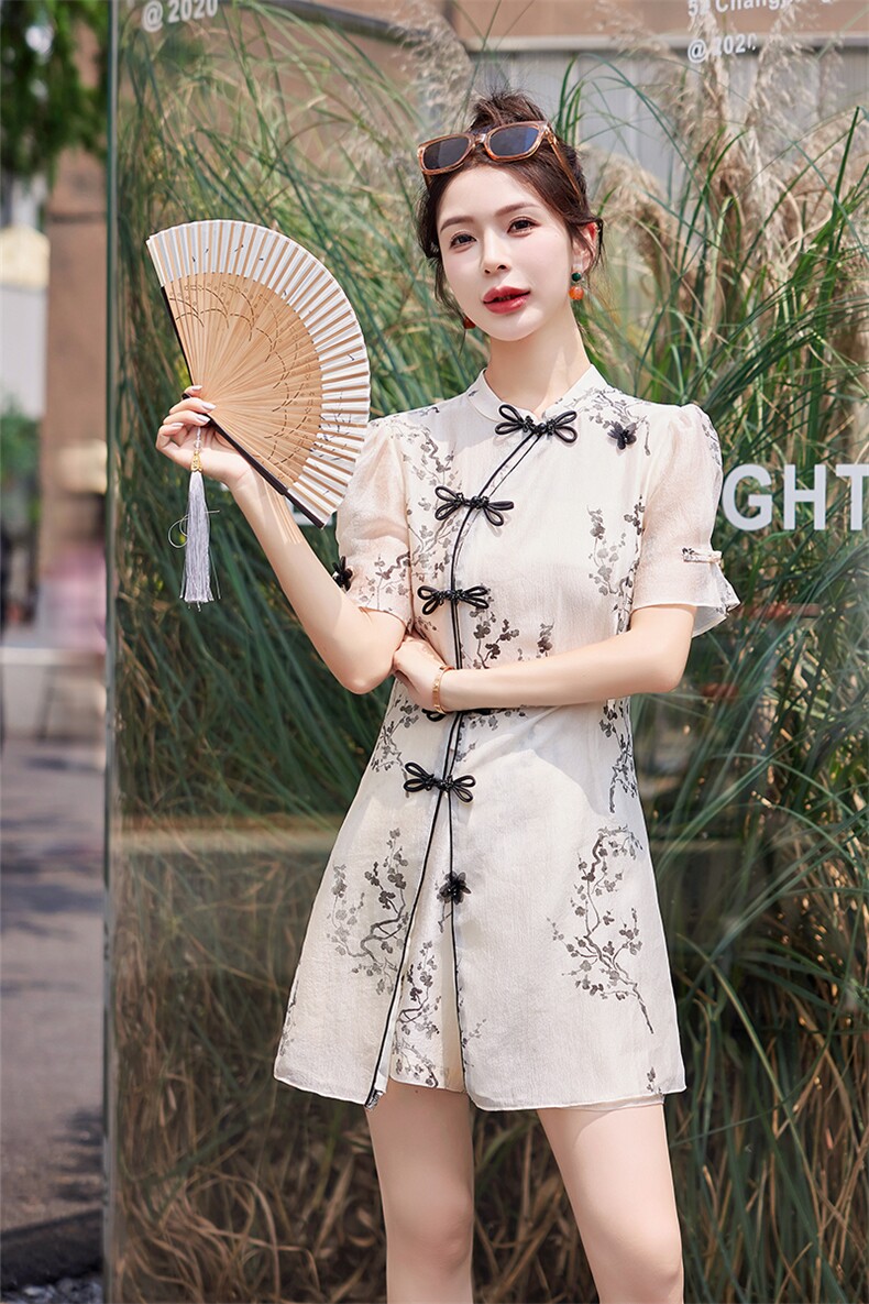 新中式国风短裤套装女2024夏季新款气质印花小个子改良旗袍两件套,女装套装/套裙,曼娅璐
