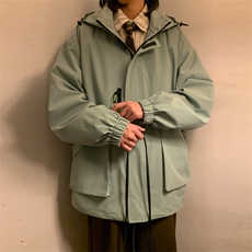 浅绿色