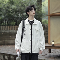 白色