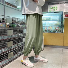 浅灰色