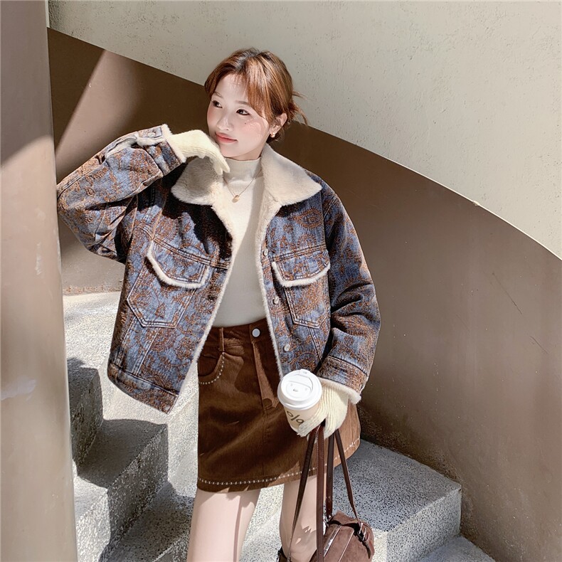 新品2025女装冬装新款复古植绒牛仔羊羔毛外套8077-p205-k308,女装棉衣/棉服,2C266