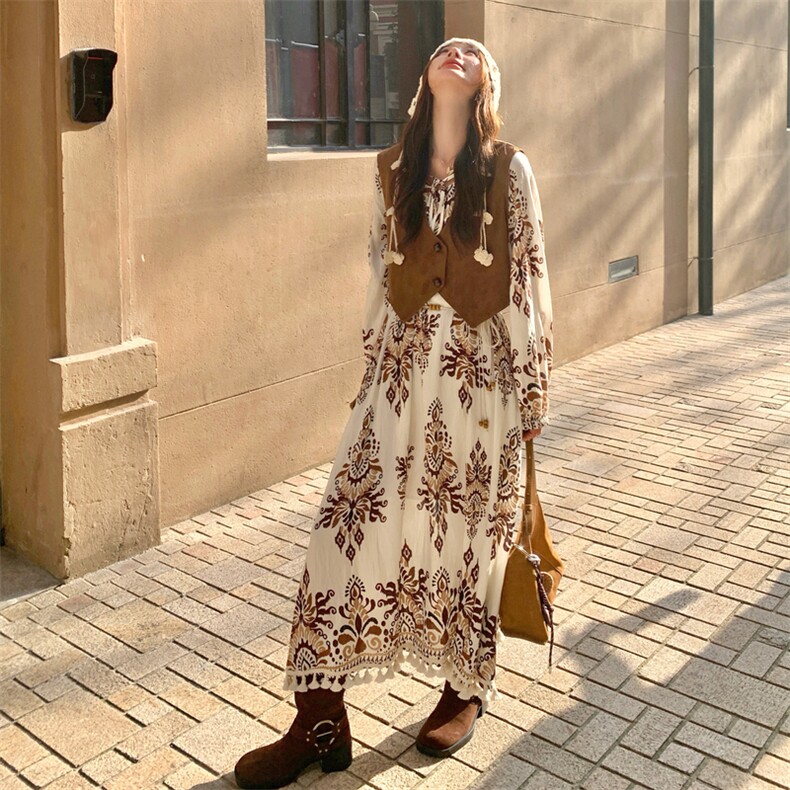 法式民族风马甲连衣裙套装女2025秋季新款超好看流苏碎花裙两件套,女装套装/套裙,2C110
