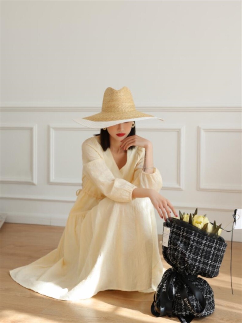 春季复古Ｖ领抽绳连衣裙，女装连衣裙，卓儿衣人