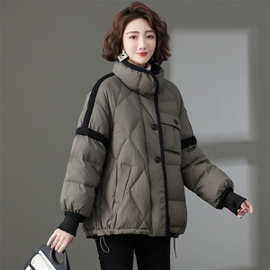 2023冬装新款时尚百搭潮流气质短款休闲减龄小个子羽绒服外套女图片