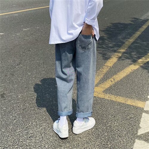 蓝色