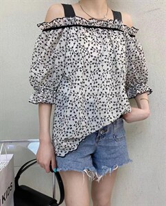 【现货】绣花清新小衫图片