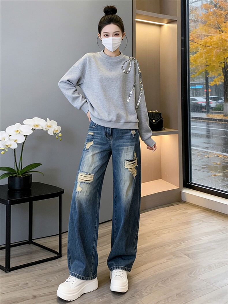 高级感时尚潮流套装女春新款修身显瘦圆领刺绣上衣牛仔长裤两件套,女装套装/套裙,江南