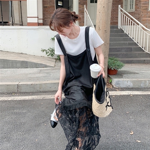 休闲T恤蕾丝拼接背带连衣裙女夏2025新款甜美显瘦两件套爆款长裙图片