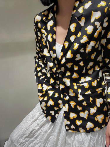 爱心外套，女装，妮斯娜美