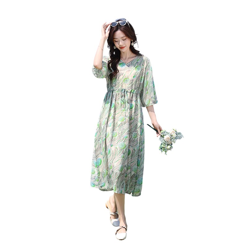 高端时尚V领碎花天丝雪纺连衣裙女2025夏季新款宽松显瘦度假裙子,女装连衣裙,凝聚力