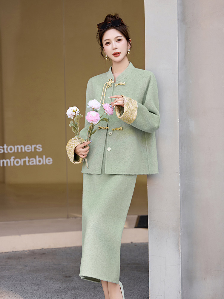 芷墨2025年冬季新款双面呢外套半身裙两件套装裙新中式盘扣套装,女装套装/套裙,芷墨服饰