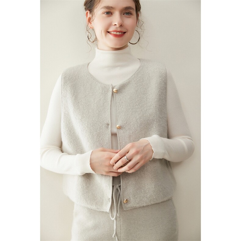 2025年秋季新款百搭女士毛巾圈无袖马甲，女装羊绒衫，纳丰羊绒
