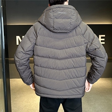 新标连帽轻奢男排骨羽绒服现货高品质情侣外套数据款Y8611-P175，男装羽绒服，电商A237