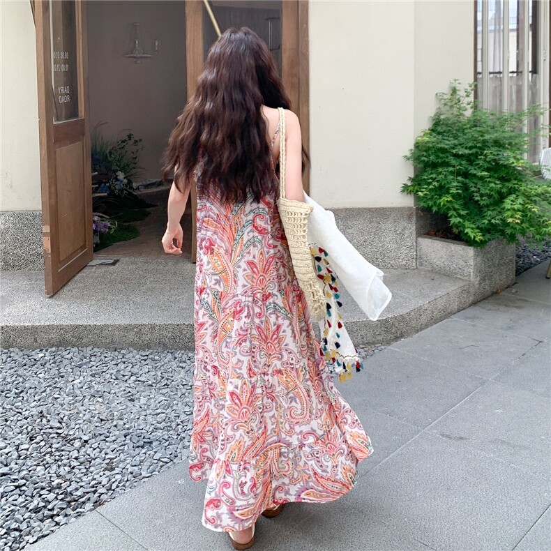 波西米亚风吊带连衣裙套装女夏2025新款不规则流苏刺绣罩衫两件套,女装连衣裙,2C177