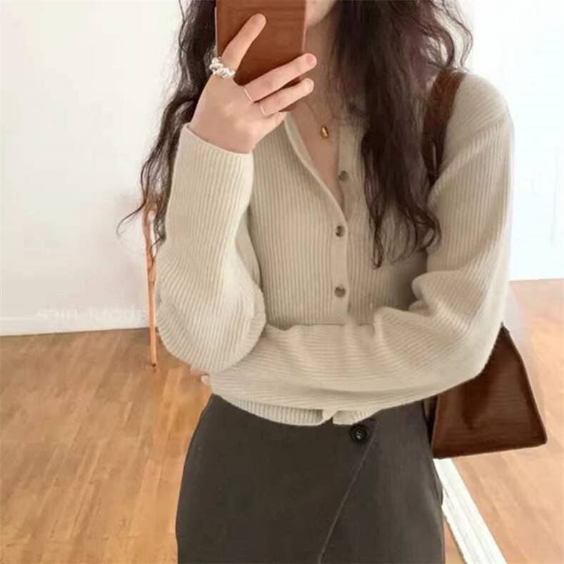 秋冬新款显瘦高级感保暖圆领抽条开衫女长袖针织衫外套图片