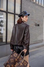 休闲皮上衣，其它，艾美多姿