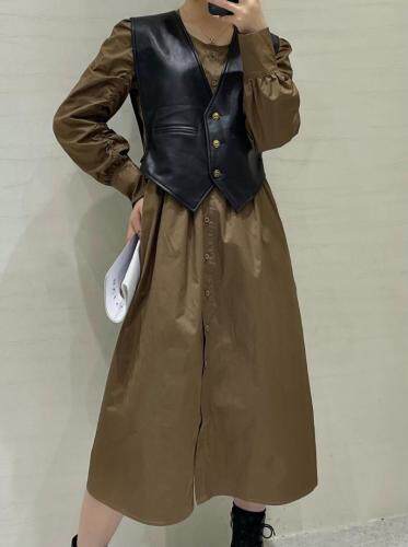 秋季新品，欧版套装，皮马甲搭衬衫连衣裙，女装职业装，More-Lee