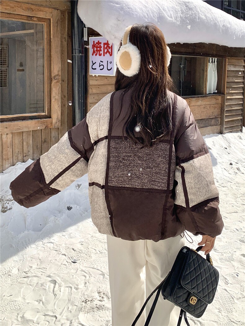 现货拼色羽绒服女冬短款小个子2025年新款今年流行设计感小众拼接,女装羽绒服,琦鑫阁（原依鑫阁）