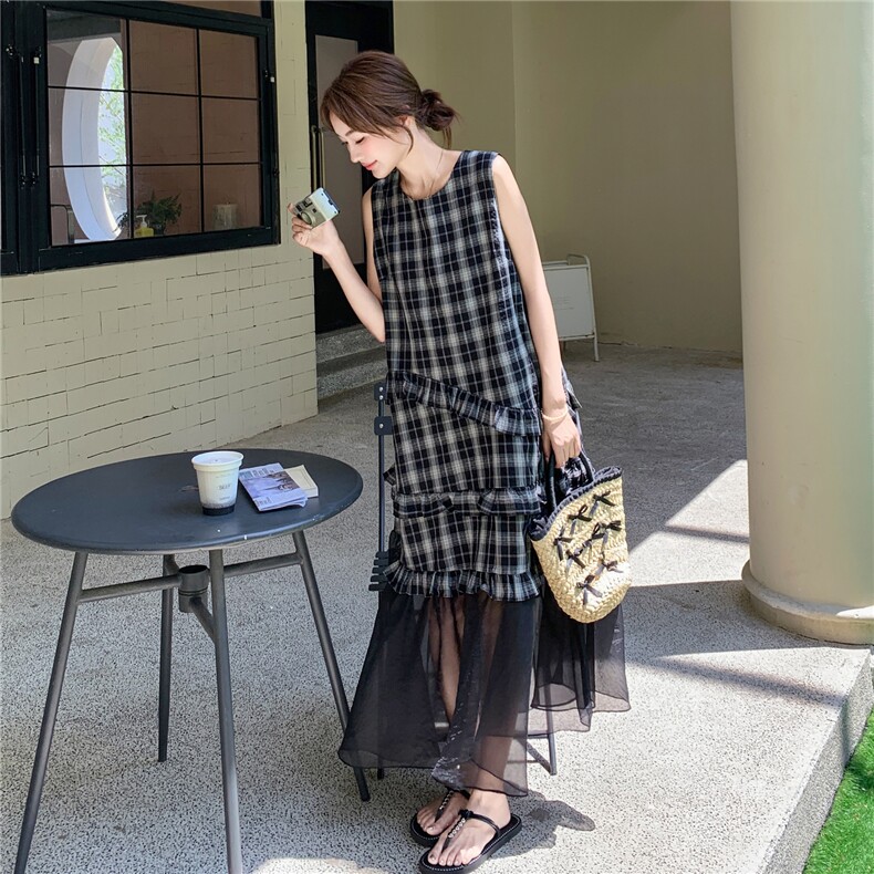 减龄格子木耳边格子黑色无袖背心连衣裙女夏2025新款长裙韩系别致,女装连衣裙,2C277
