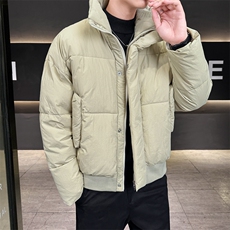 豆绿色