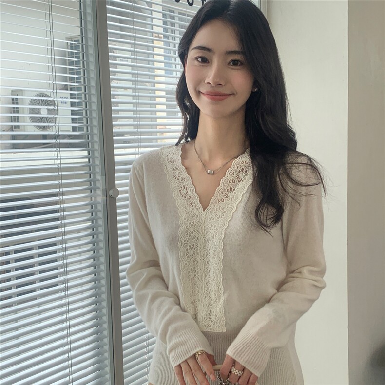 2025秋冬百搭时尚简约v领修身打底衫,女装羊绒衫,玛卡隆羊绒