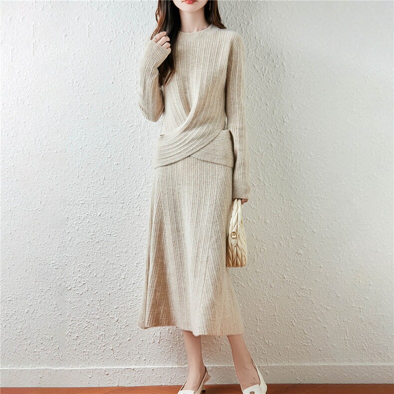 秋冬季100%纯羊毛衫半身裙套装女圆领提花针织毛衣两件套羊绒裙，女装羊毛衫，越洋羊