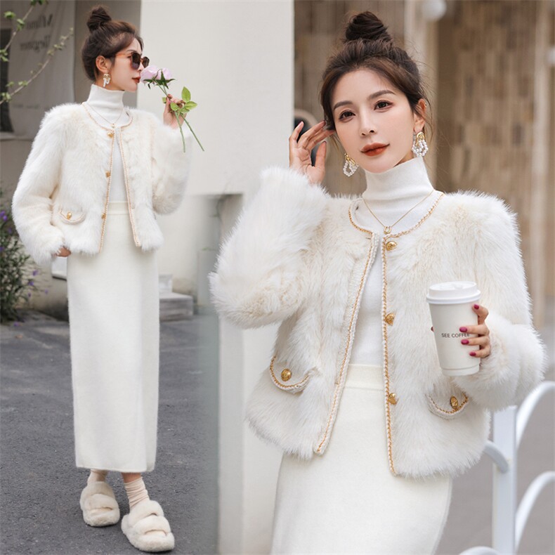 2023年冬季仿真皮毛一体重工手工链条小香风加厚小个子外套，女装皮草，韩蜜菓
