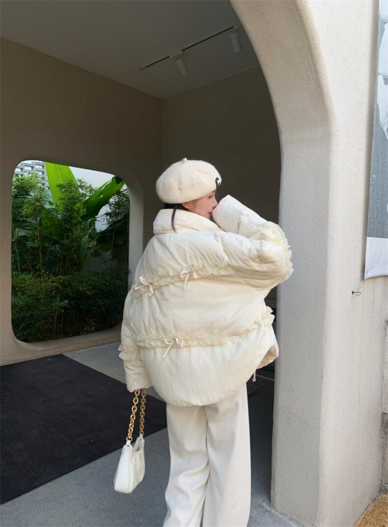 丝绒手工工艺羽绒服，女装羽绒服，得到THETHAT