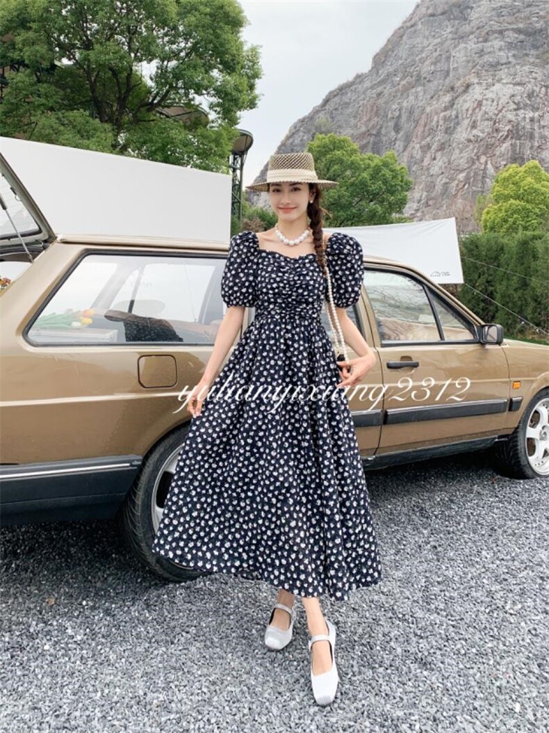 夏季新款连衣裙，女装连衣裙，雨恋依香(1F)