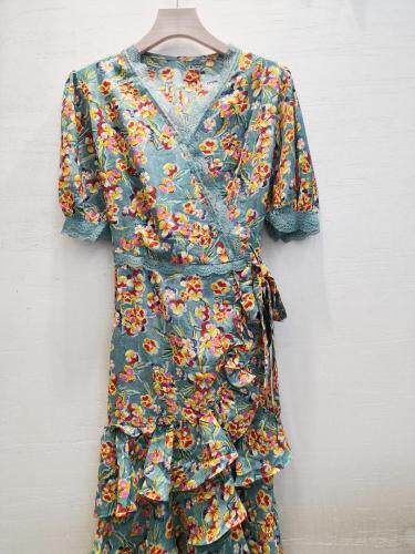 （现货）连衣裙，女装连衣裙，伊娜蕾尔