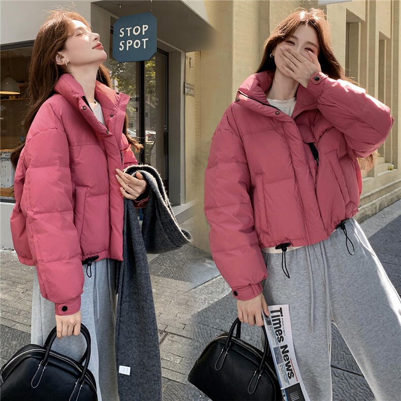 现货新款羽绒服女短款韩版立领简约加厚小个子高级感面包服外套潮，女装羽绒服，韩然一族
