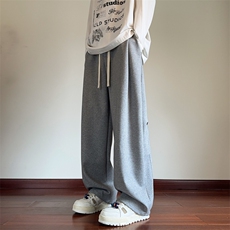 灰色
