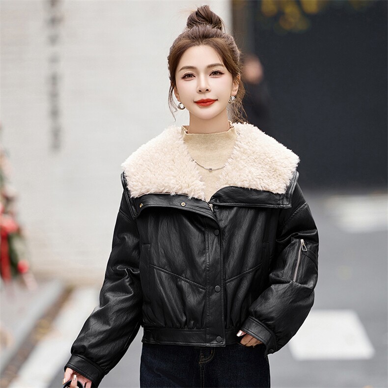 现货。现货。2024年皮衣拼接仿羊羔毛白鸭绒短款羽绒服,女装羽绒服,艾仟回(原伊仟回)